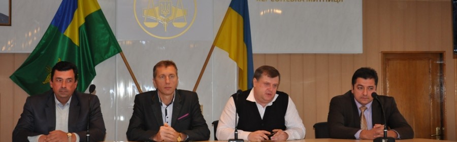 Таможеники поздравили с днем студента учащихся ХНТУ Таможеники поздравили с днем студента учащихся ХНТУ