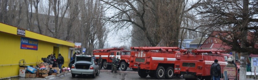 Горіли будинки і гаражі: винуваті печі, дроти, безпритульні - підсумовують в ГУ ДСНС Херсонщини