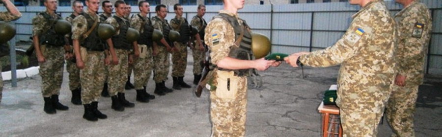 Пограничникам Чонгара вручили зеленые береты Пограничникам Чонгара вручили зеленые береты