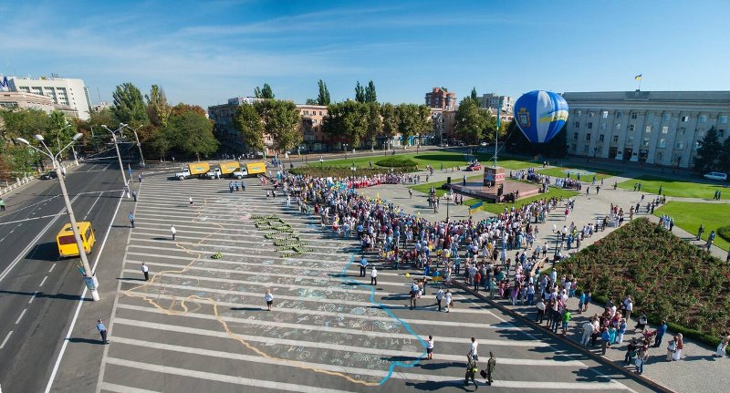 В Херсонской ОГА подумывают «снабдить» площадь Свободы бесплатным Wi-Fi