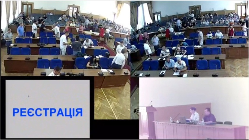 Внеочередная сессия Херсонского горсовета все больше напоминает уроки физики