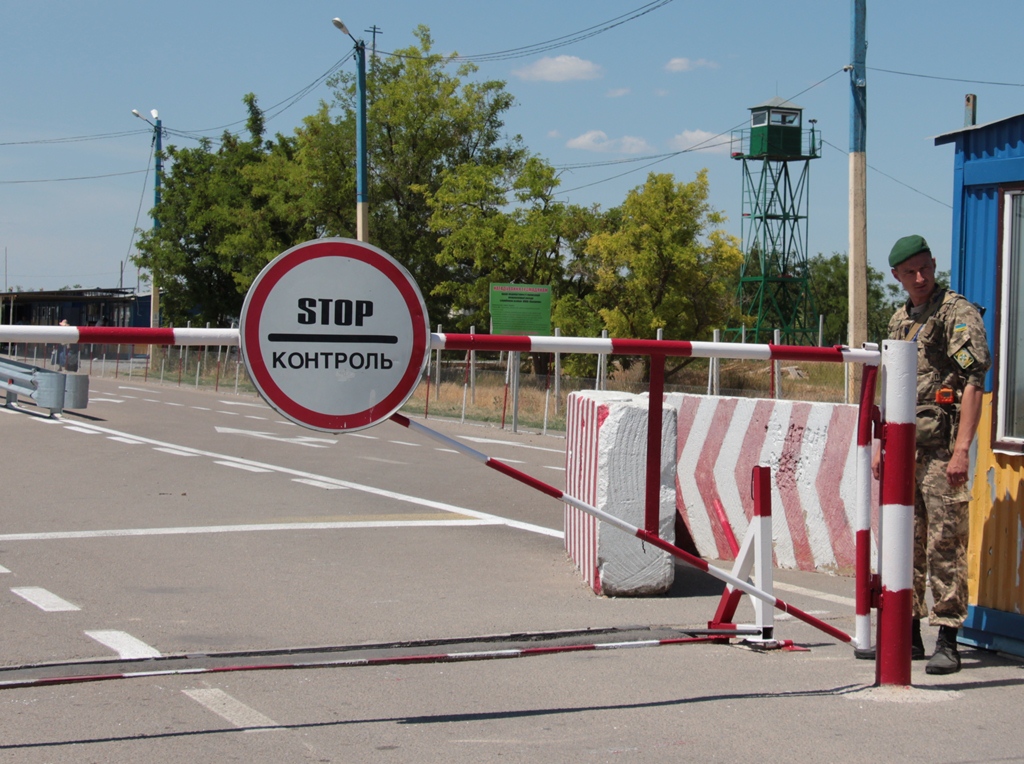 На Херсонщині затримали подорожан з Хмельниччини