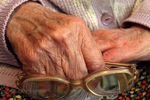 Шахраї атакують херсонських пенсіонерів