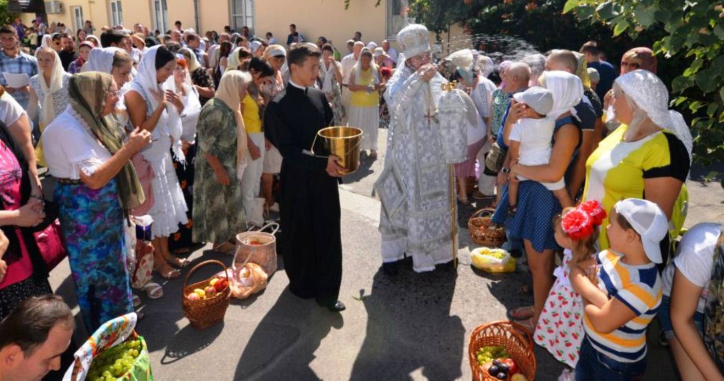 На Яблочный Спас в Херсоне можно и плоды освятить, и чудотворной иконе поклониться На Яблочный Спас в Херсоне можно и плоды освятить, и чудотворной иконе поклониться