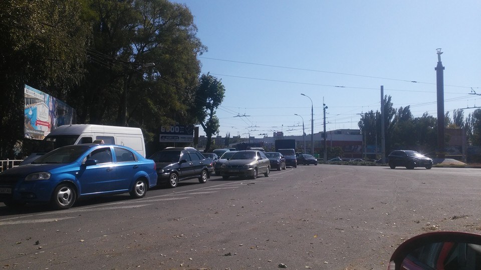 Аварии-близнецы: в Херсоне под мостами - одно ДТП за другим (фото)