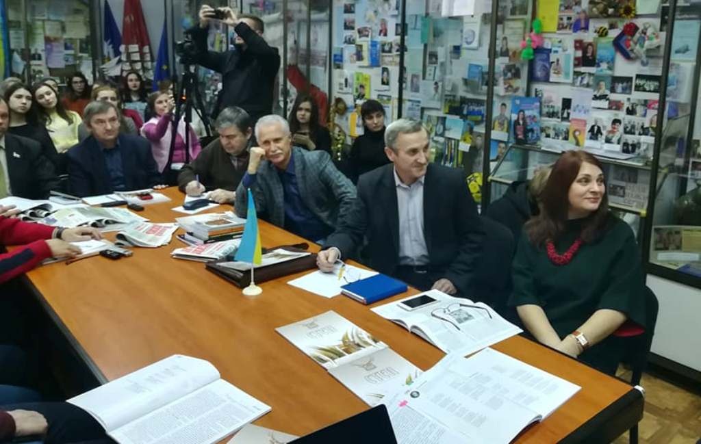 Письменники Херсонщини презентували черговий випуск альманаху