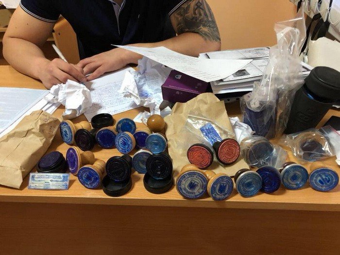 У Херсоні СБУ викрила поліцейських на незаконному заволодінні нерухомим майном громадян