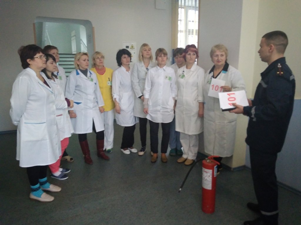 Профілактика понад усе: в Херсоні провели інформаційно-роз’яснювальну роботу з працівниками «Херсонської міської клінічної лікарні ім. Є.Є. Карабелеша» Профілактика понад усе: в Херсоні провели інформаційно-роз’яснювальну роботу з працівниками «Херсонської міської клінічної лікарні ім. Є.Є. Карабелеша»