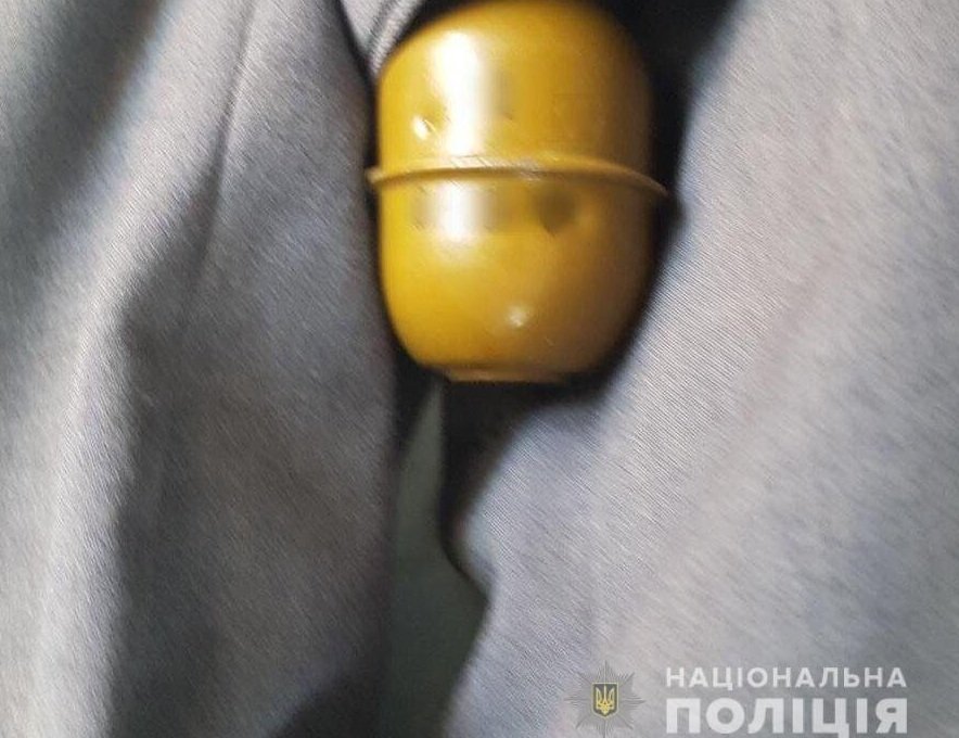 За незаконне зберігання бойової гранати житель Скадовського району засуджений на 3 роки позбавлення волі