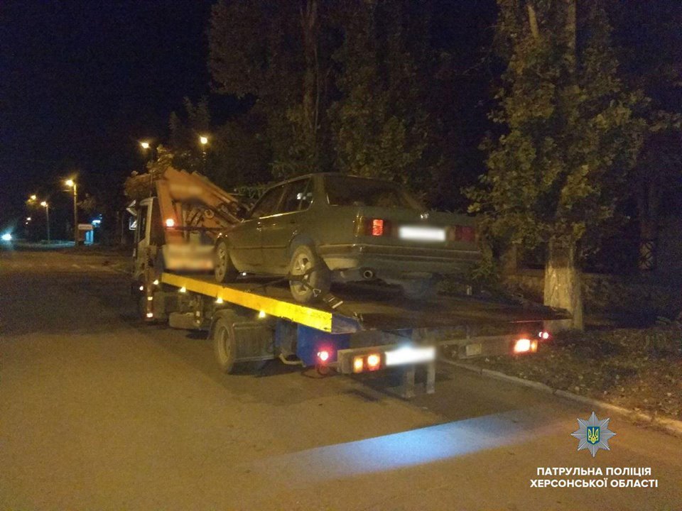 Херсонські водії продовжують сідати за кермо напідпитку: минулої доби  задокументовано 4 випадки
