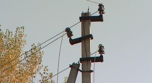 На Херсонщині злодії на 5 тисяч гривень накрали електропроводів