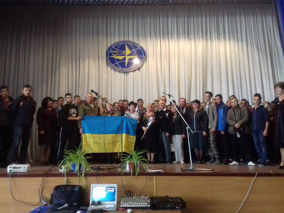 Колектив Херсонського суднобудівного ліцею створив фільм про своїх Героїв - випускників, які загинули на сході України