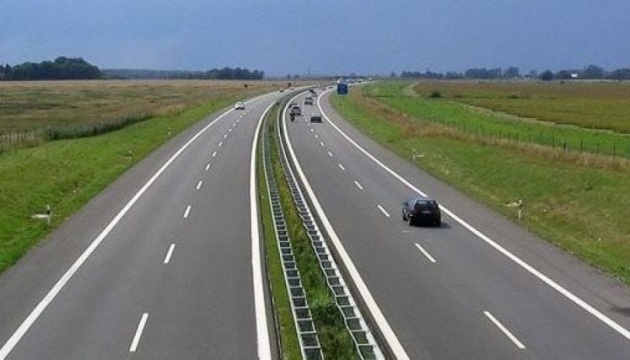 Новий автобан з’єднає Маріуполь, Бердянськ, Херсон та Миколаїв
