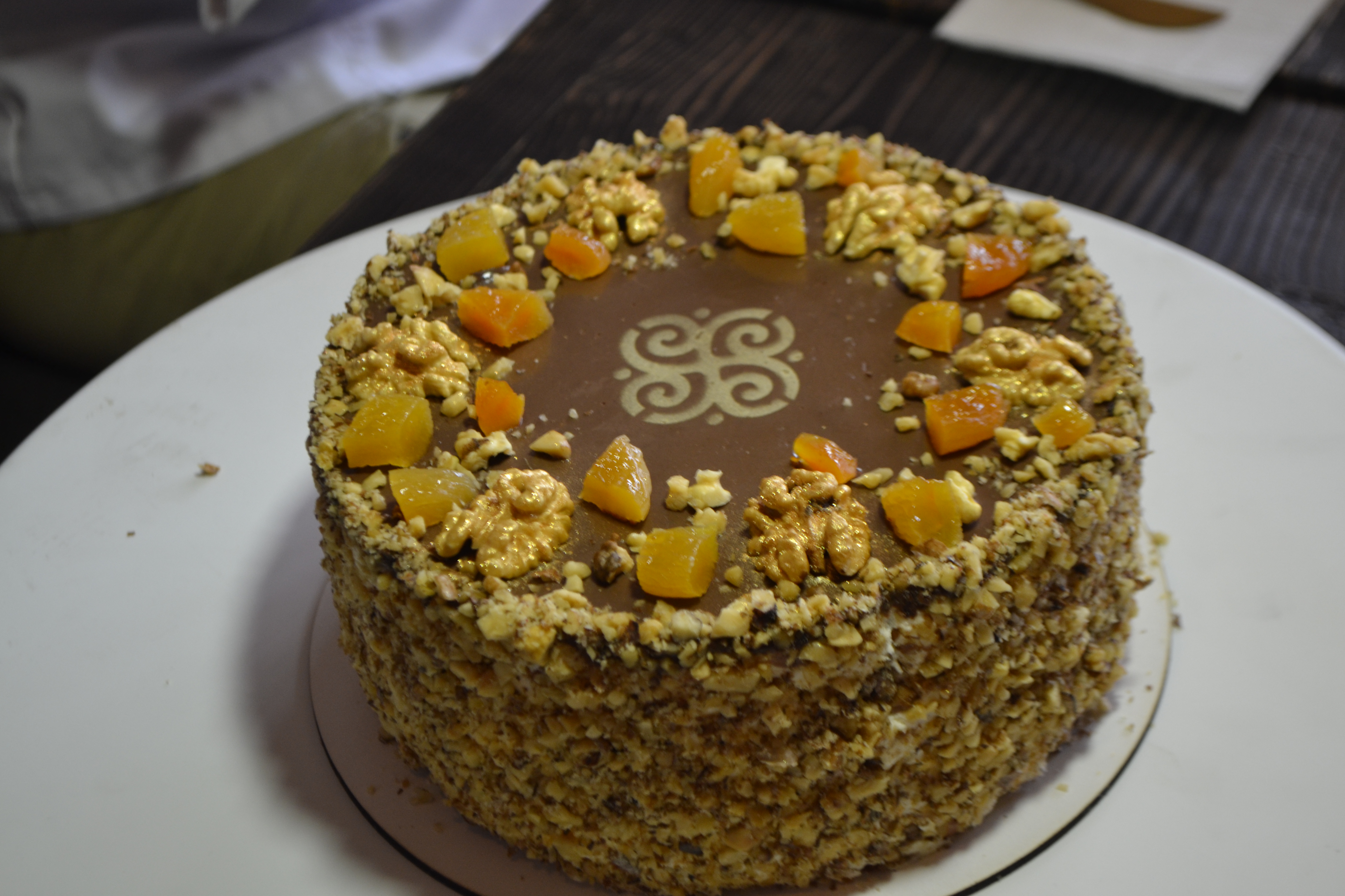 Скільки коштує фірмовий торт 