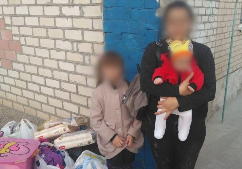 В Херсоні дільничні поліцейські захистили жінку з дітьми від насильства з боку чоловіка