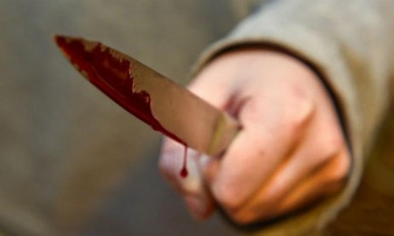 В Новій Каховці поліцейські «за гарячими слідами» затримали підозрюваного в скоєнні вбивства В Новій Каховці поліцейські «за гарячими слідами» затримали підозрюваного в скоєнні вбивства