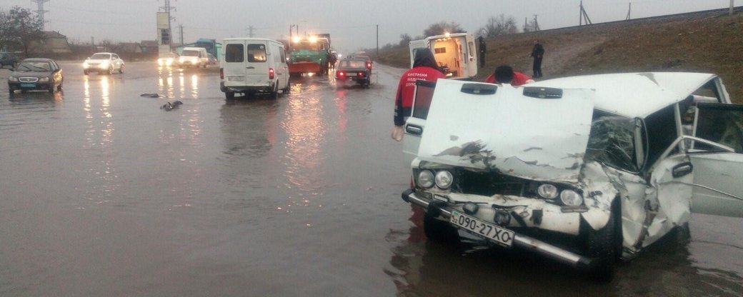З’явилося відео з місця смертельної аварії за участю трьох автомобілів на Херсонщині