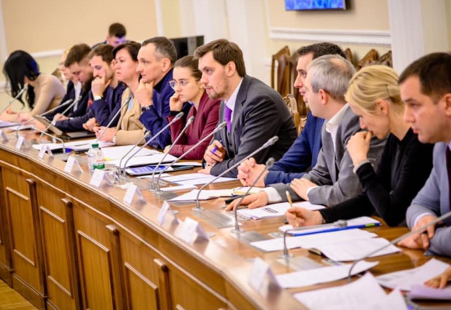 Глава Кабмина анонсировал большую стройку в регионах