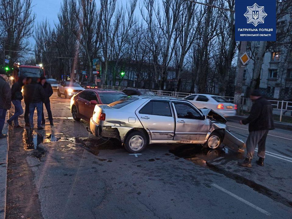 Авария в центре Херсона стала очередным подтверждением, что алкоголь и руль несовместимы