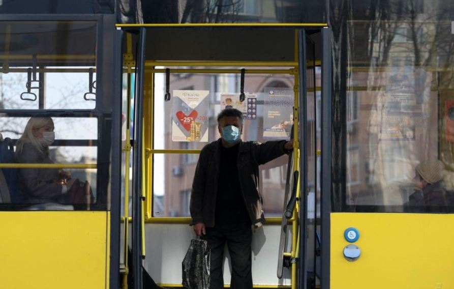 Громадський транспорт запрацює не раніше червня, – Криклій