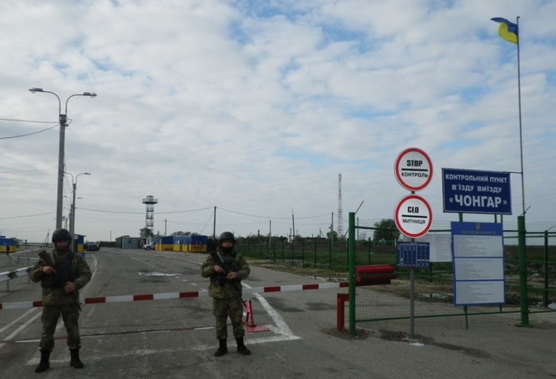 Закриття Урядом КП на кордоні Херсонщини з Кримом через коронавірус оскаржують у суді
