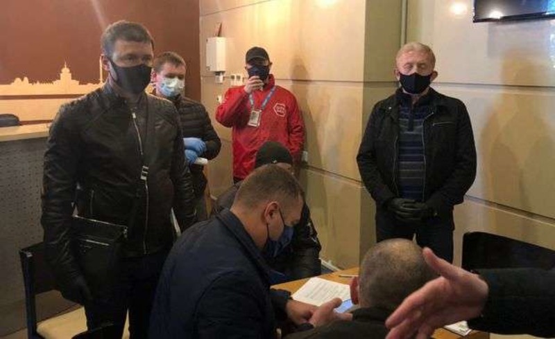 Заангажированные журналисты не посчитали нужным снять сюжет, как титушки 