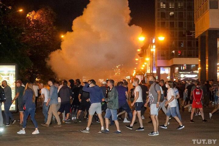 Минск: украинский Майдан или китайский Тяньаньмэнь? Минск: украинский Майдан или китайский Тяньаньмэнь?