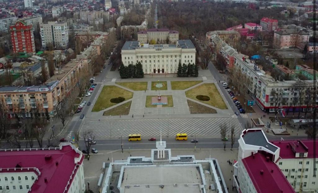 Кращий варіант реконструкції Алеї Героїв незалежної України обиратимуть жителі Херсонщини