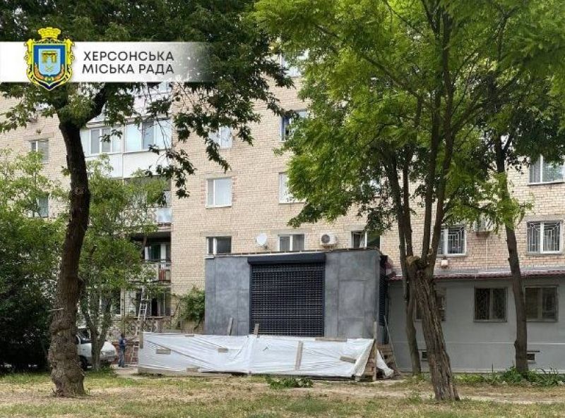 За самовольные пристройки к жилым многоэтажкам херсонцам придется отвечать в суде