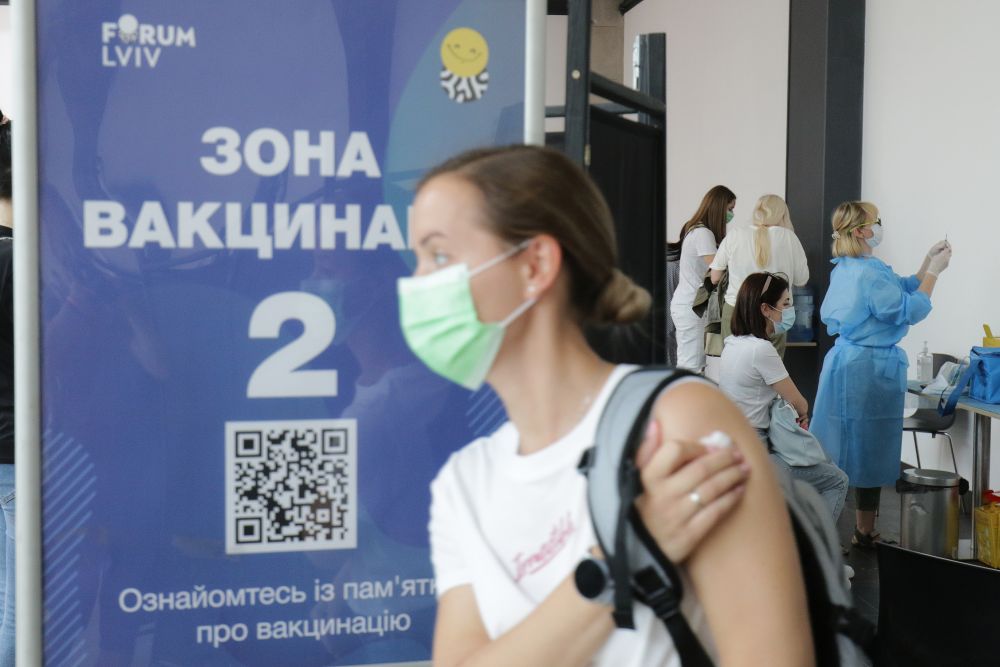 Більше 160 тисяч людей вакциновано проти COVID-19 на Херсонщині