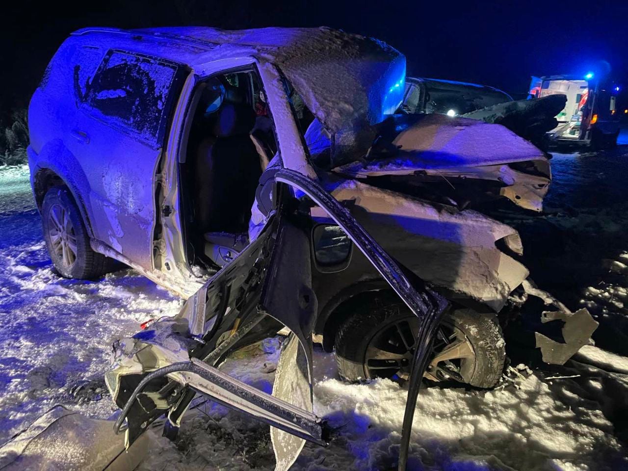 На Херсонщині поліція встановлює обставини ДТП з тяжкими наслідками поблизу Генічеська