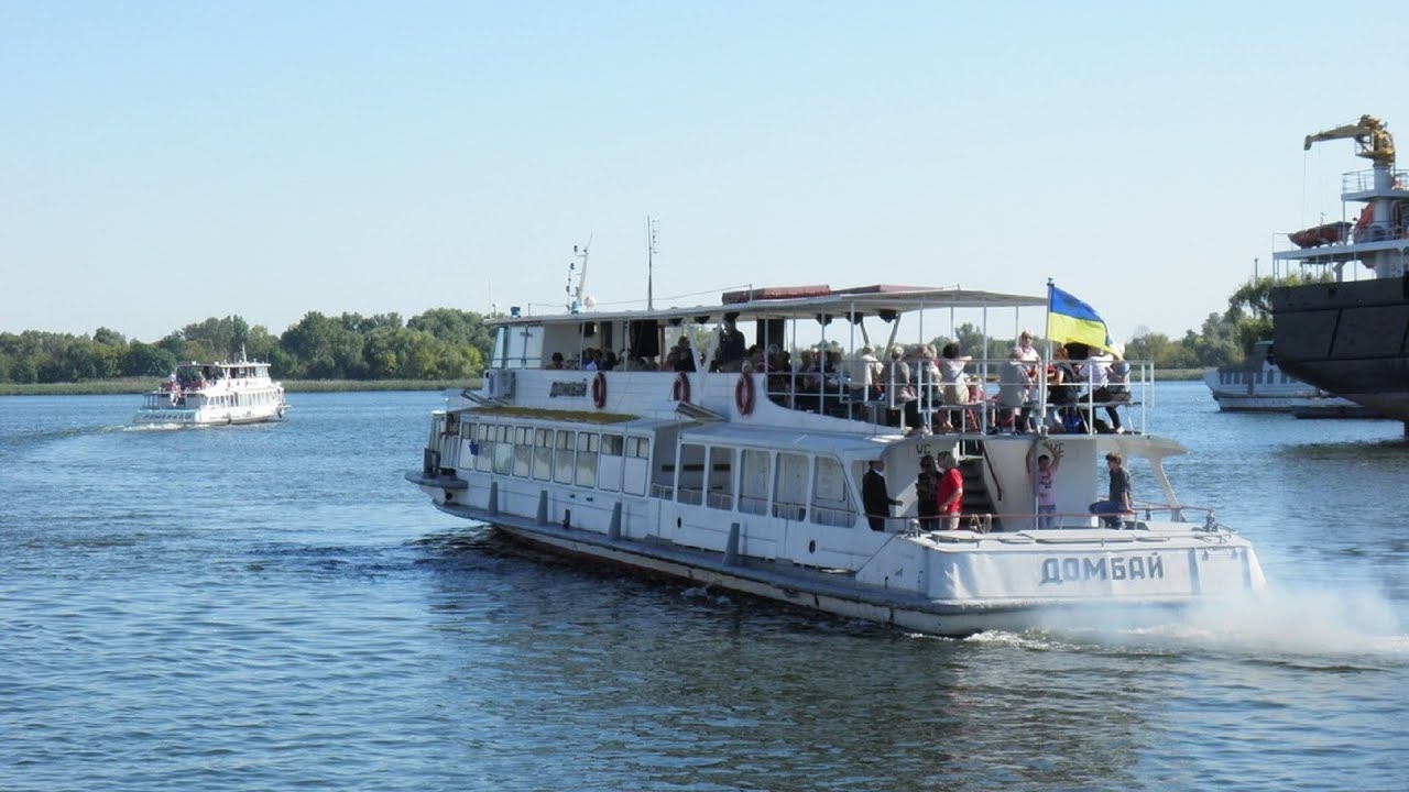 Херсон придбає три річкові теплоходи, але, на жаль, не нові