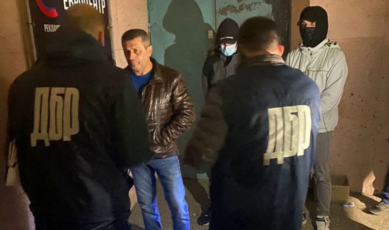 Депутата Херсонської облради суд відправив під нічний домашній арешт