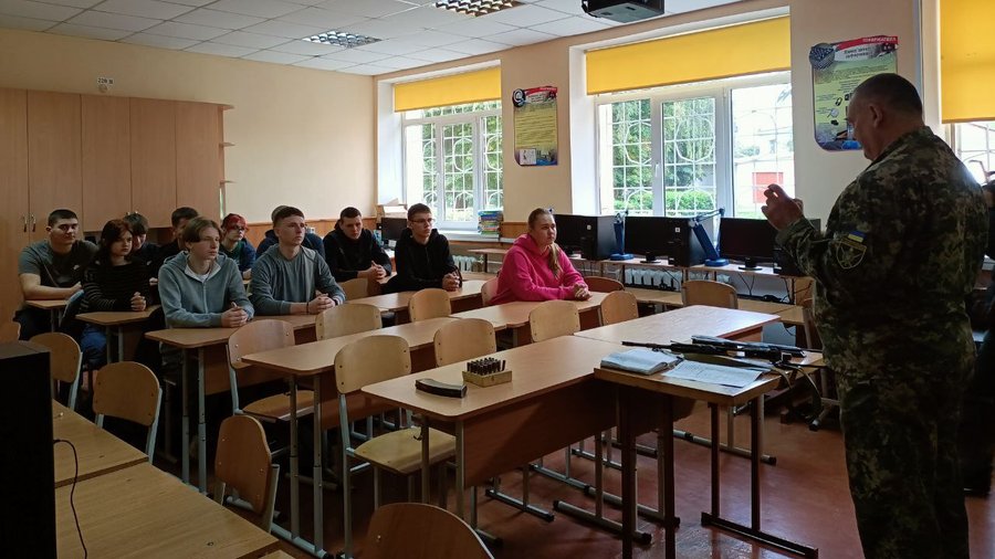 Початкова військова підготовка  школярів