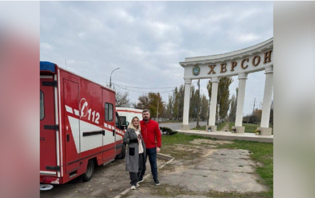 Лікарні на Херсонщині передали автомобіль швидкої допомоги