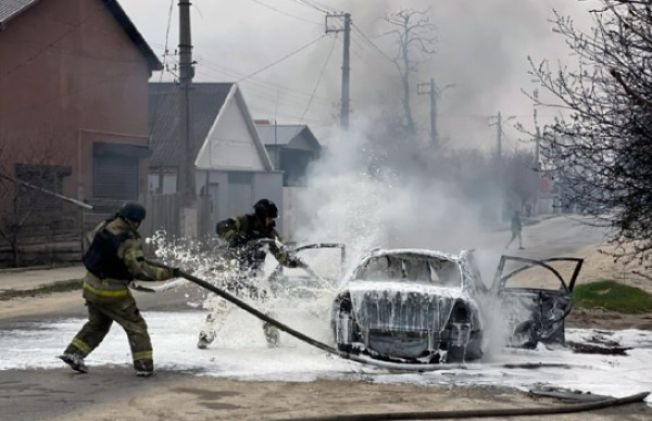 Через дронові атаки в Херсоні загинула жінка і поранено двох чоловіків